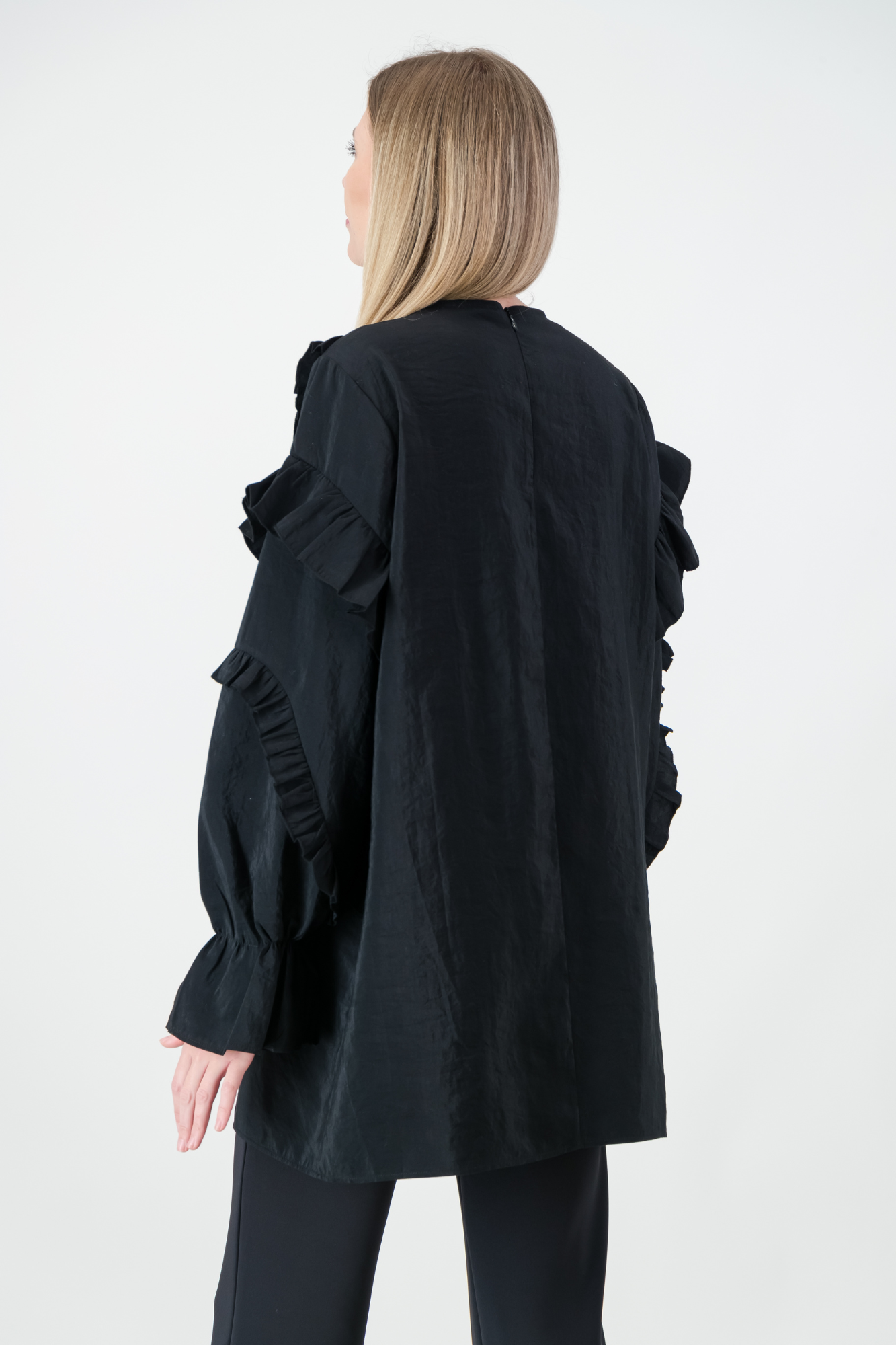 THE EMILY BLACK TUNIC TOP