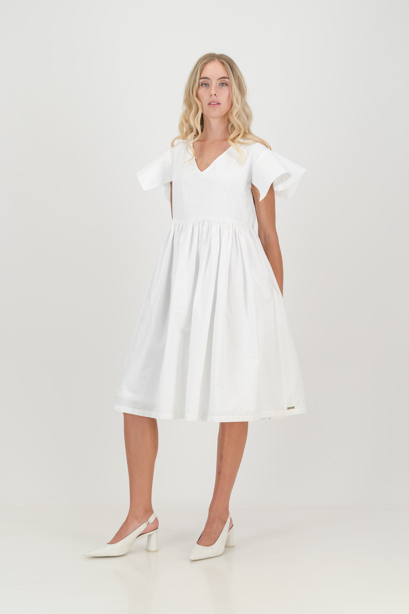 The White Poplin Daisy Dress