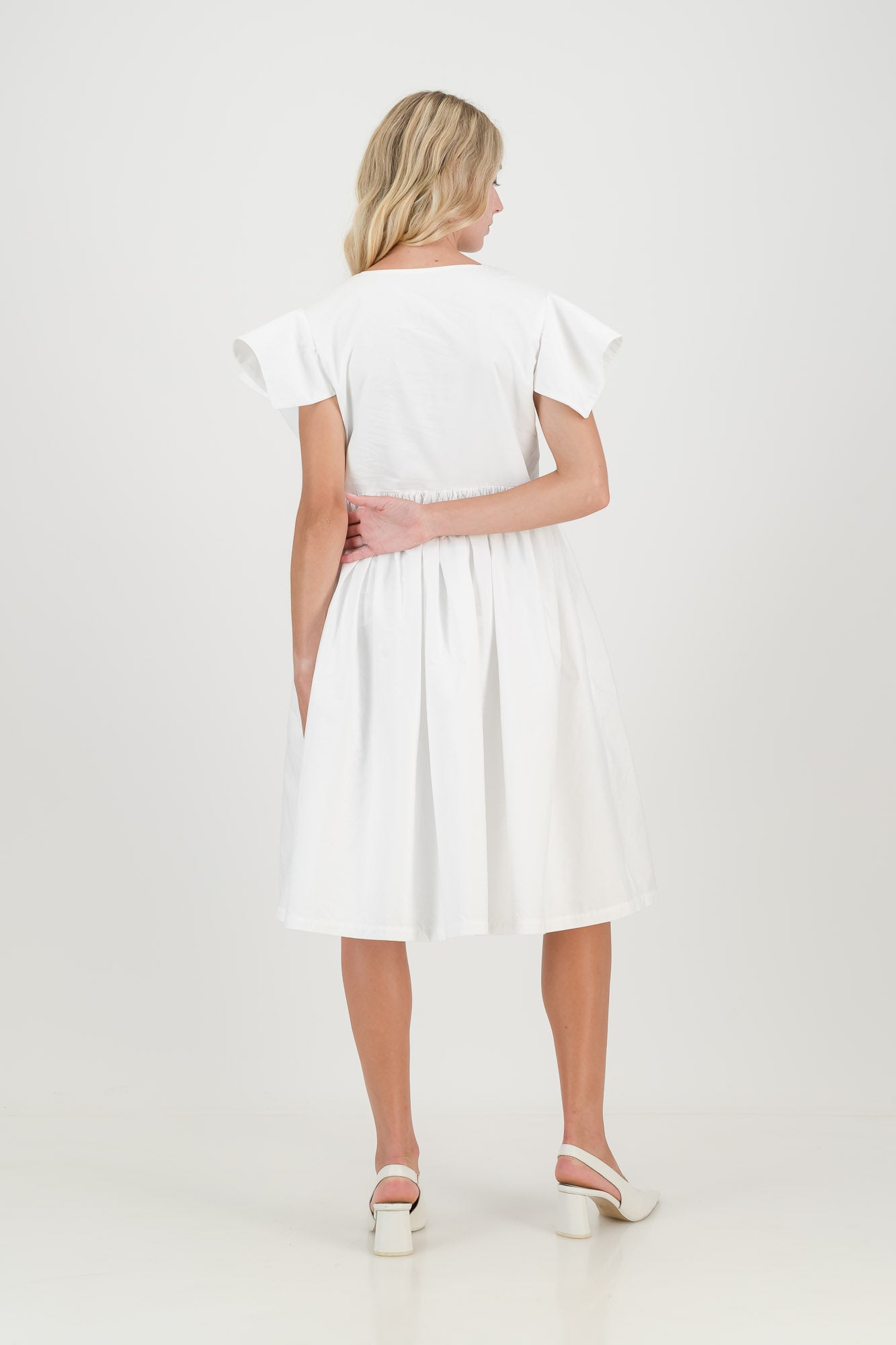 The White Poplin Daisy Dress