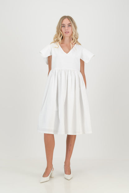 The White Poplin Daisy Dress