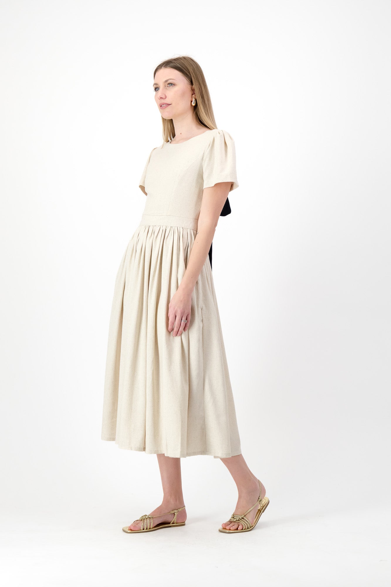 PRE-ORDER Dawn Light Closed Back Dress — Oatmeal with Black Tie